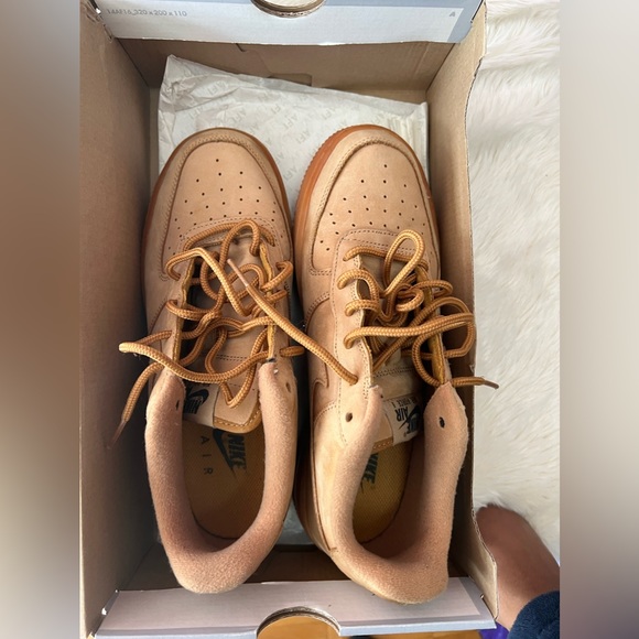 Air Force 1’s Winter - Picture 5 of 6